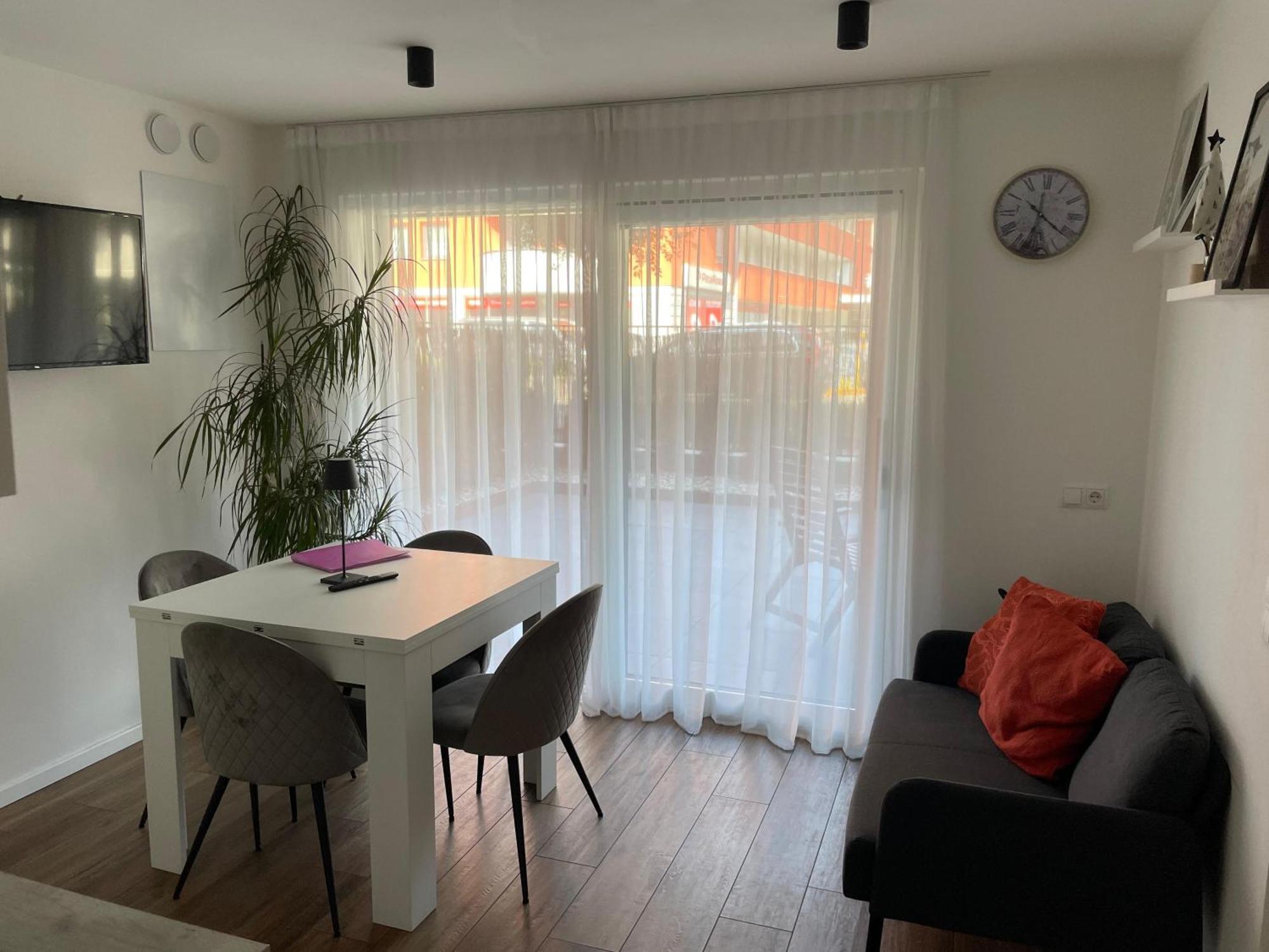 M&M-Apartment Бруніко Екстер'єр фото
